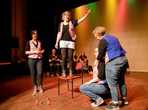 De Durskes vs. Bruin Tapijt 1
